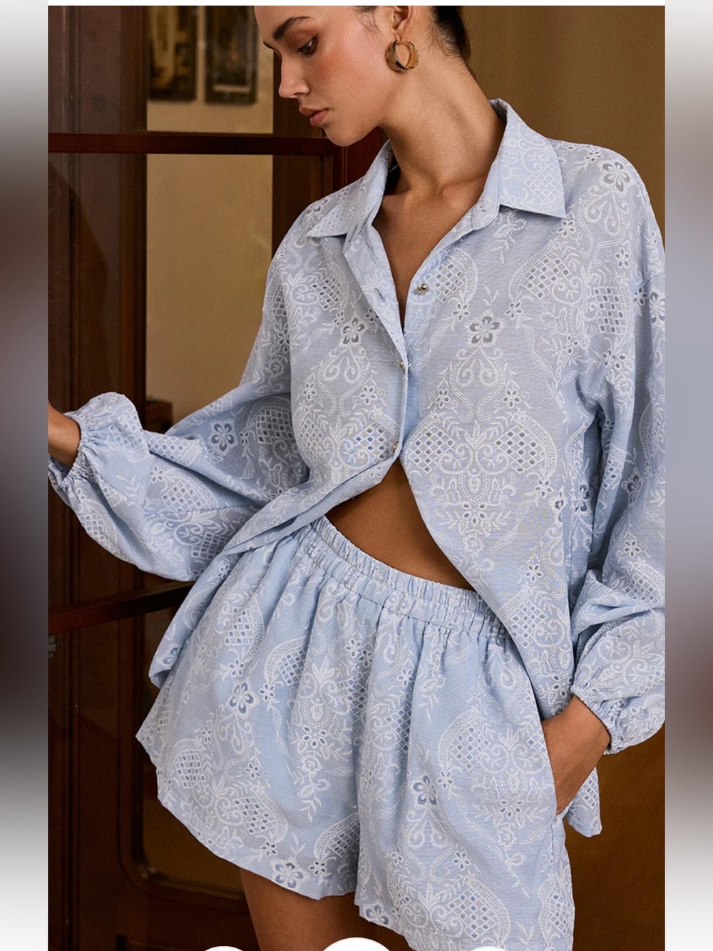 Commense Textured Embroidered Fabric Shorts Set Size Small
